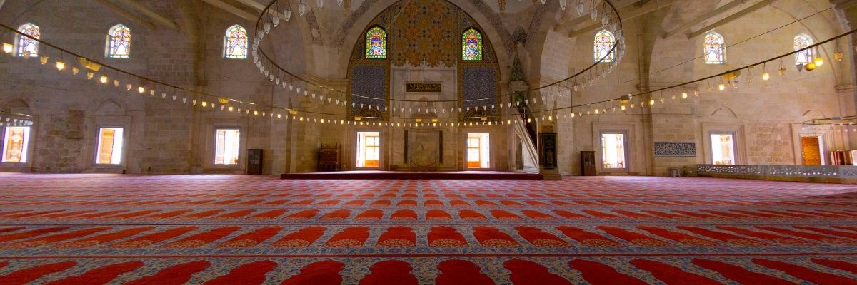 Bölgeye Göre Cami ve İbadethane Rehberi